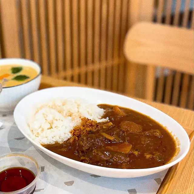 香濃嘅味道,撈飯飯一流!牛肉啖啖肉,份量適中🥩