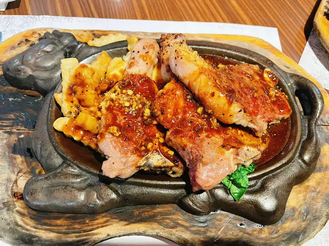 鐵板蒜蓉羊仔柳