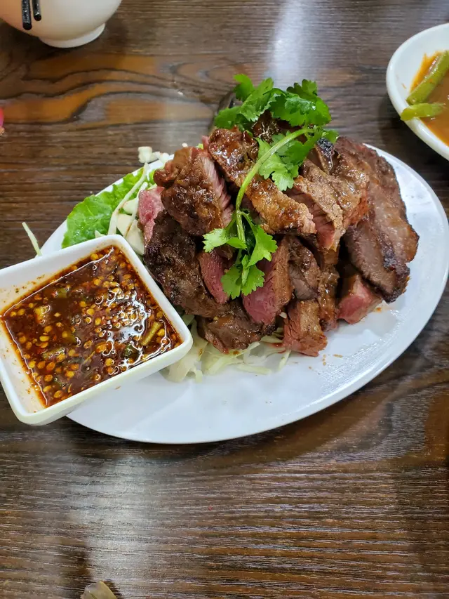 泰式燒牛肉