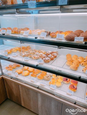 Nineties Bakery&#39;s photo in San Po Kong 