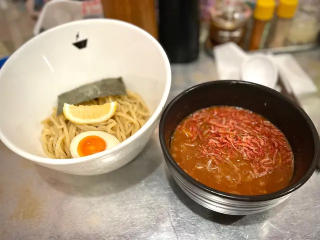 魚介豚骨蕃茄海蝦沾麵