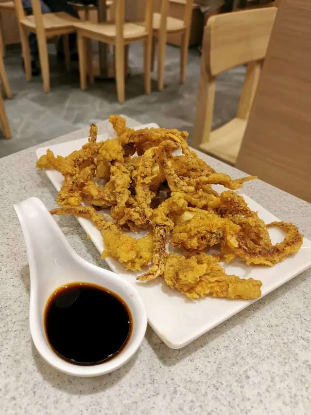 酥炸魷魚鬚