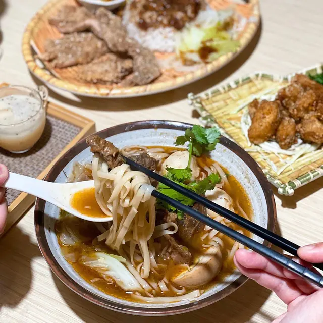 豐盛台灣牛肉麵
