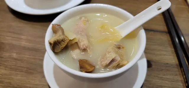花膠響螺濃雞湯