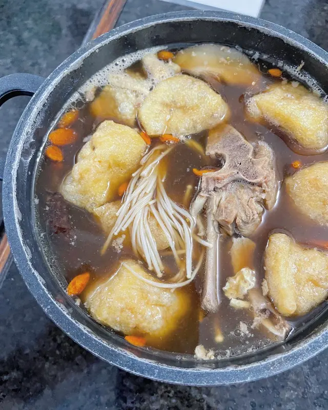 招牌肉骨茶