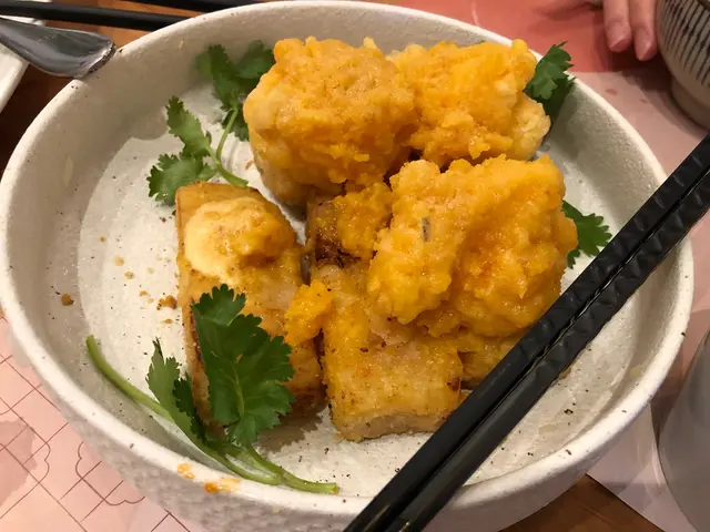 金沙蝦球伴蘿蔔糕