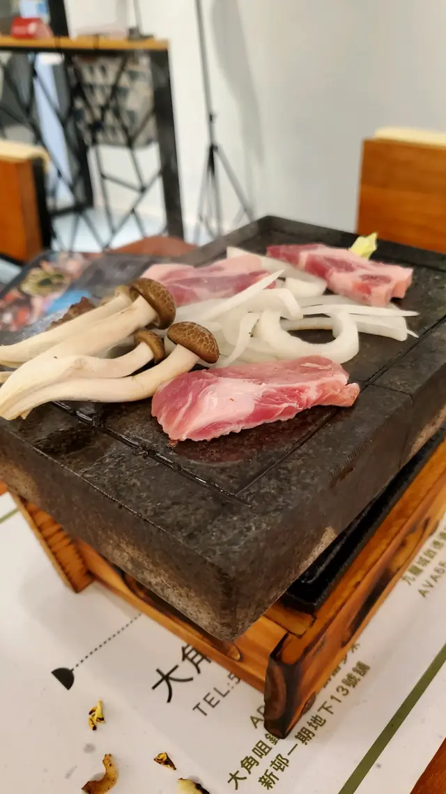 日本佐賀縣名水豚豬