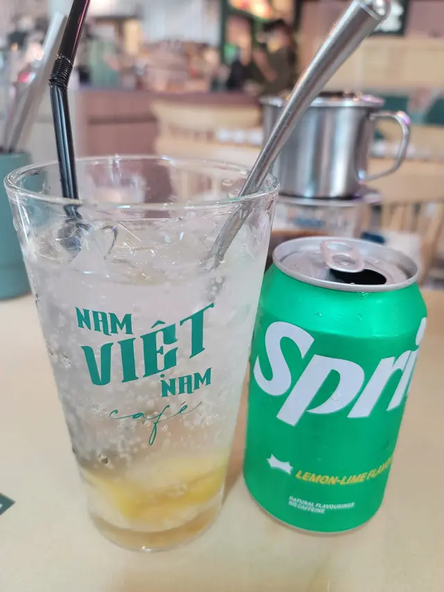 味道甜中帶咸，又多左幾份檸檬的清爽，冰涼鹹甜交雜，爽呀！