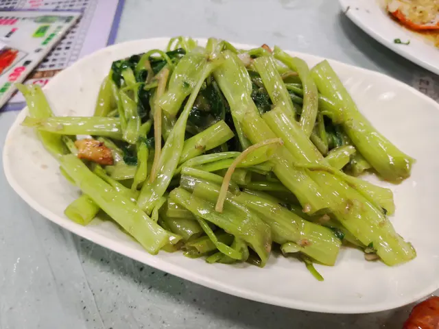 蝦醬通菜