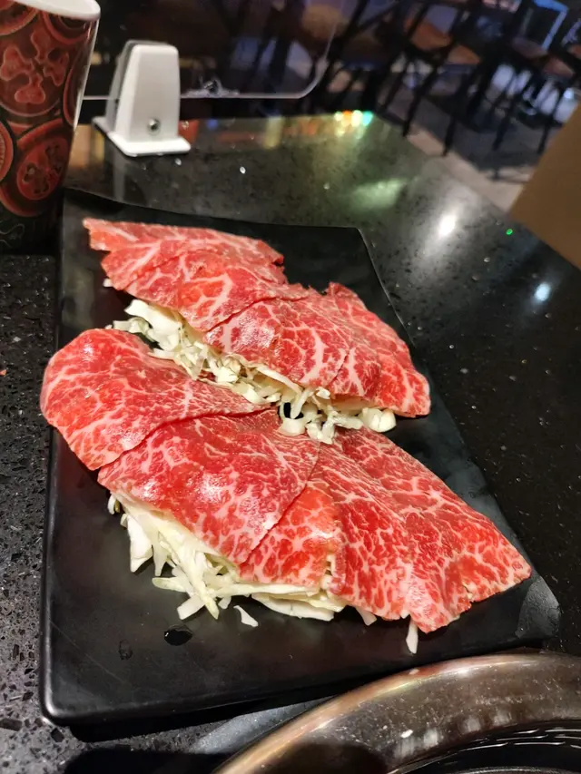 手切安格斯牛