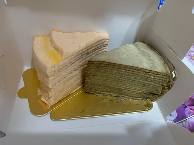 蜜瓜千層蛋糕、培茶千層蛋糕