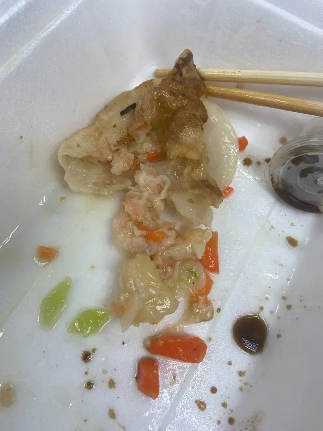 我都想知哩個係咩餃,我叫左豬肉餃