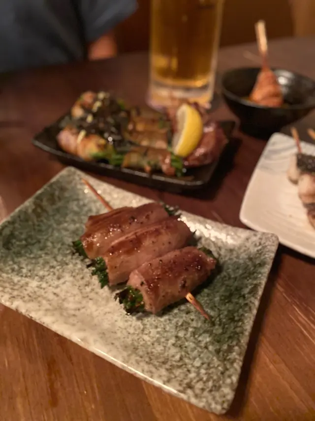 黑蒜牛舌法蔥卷