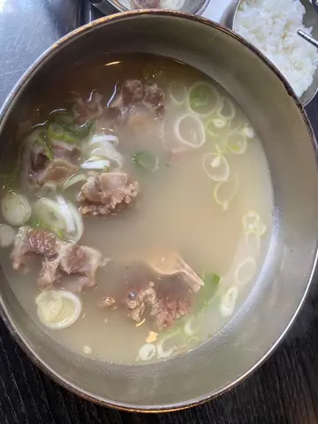 韩式清炖牛尾汤