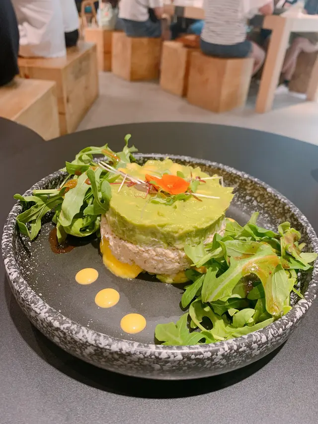 味道幾夾,前菜幾開胃唔計D蟹殼既話