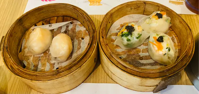 晶瑩鮮蝦餃/黑松露菜苗餃