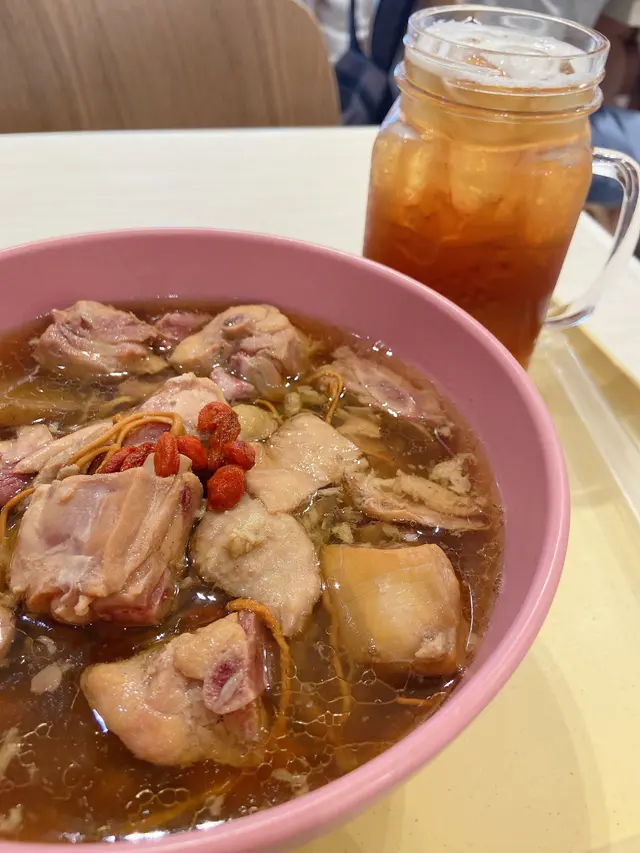 酒香花雕麻油雞麵線