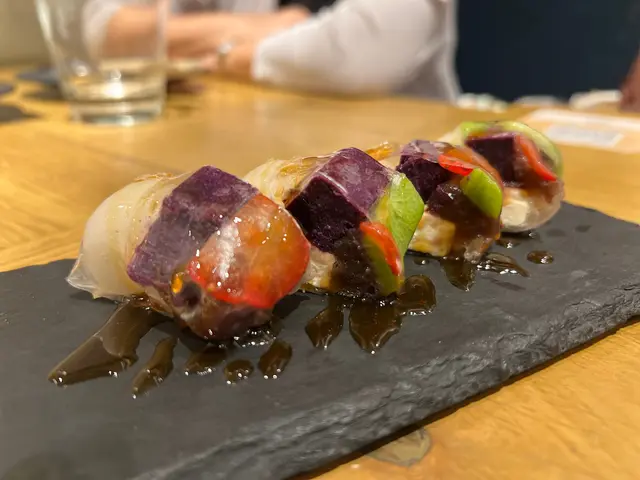 美人甜卷（時令水果、白玉、紅豆）