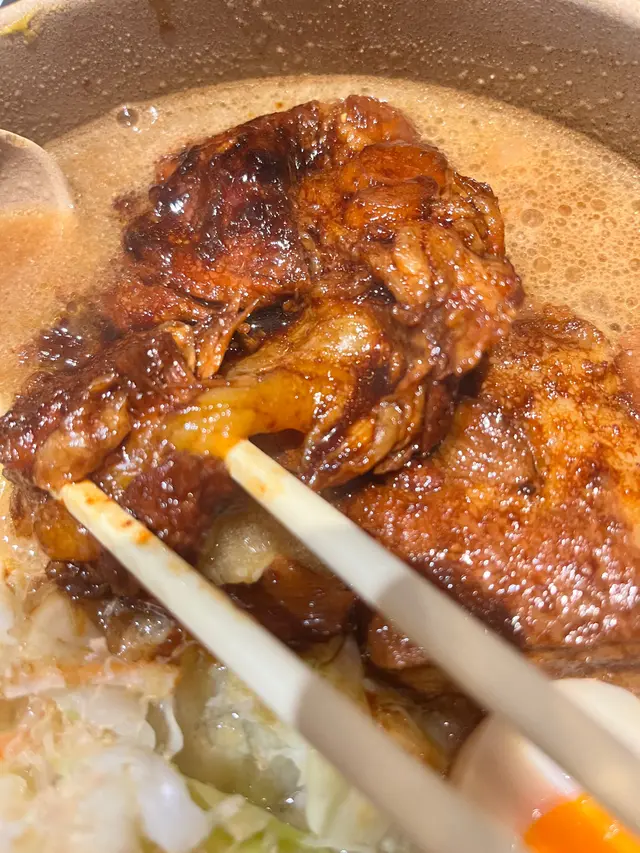 豬軟骨7小時慢煮白芝麻湯烏冬