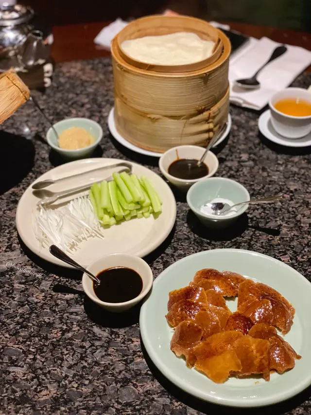 北京烤填鴨 (三食)