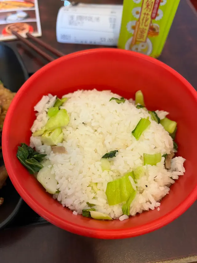 椒鹽排骨菜飯（少飯）