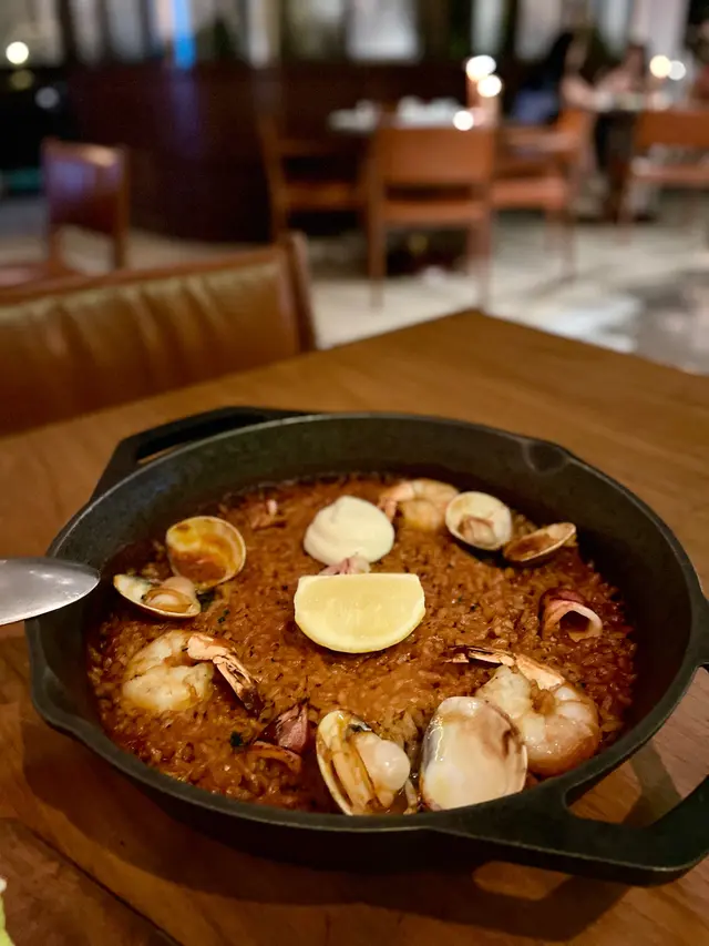 Seafood Paella 