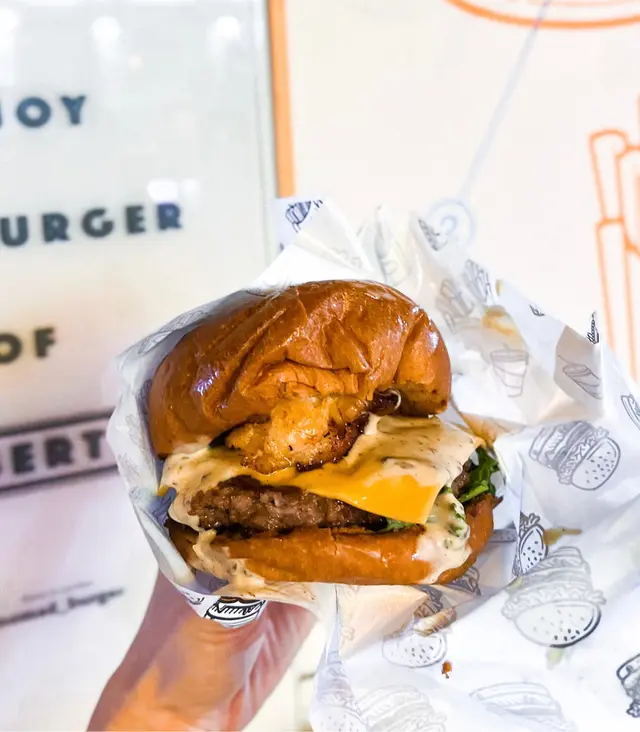 波士頓龍蝦安格斯牛肉松露漢堡