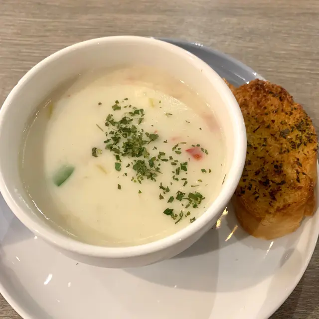 周打蜆海鮮忌廉湯