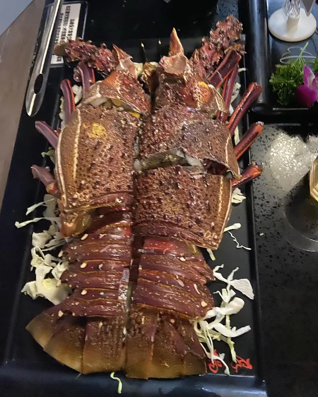 龍蝦身