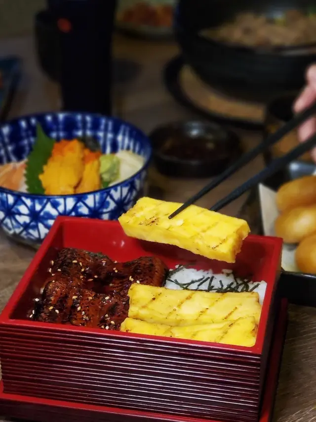 蒲燒鰻魚玉子丼