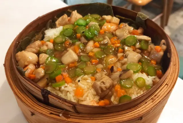 鮑汁荷葉福建籠仔飯