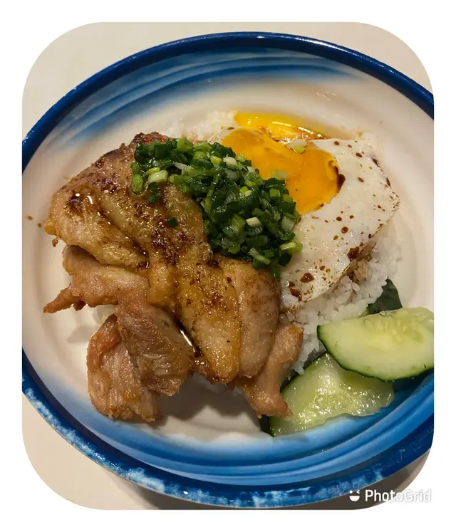 蔥油雞扒飯