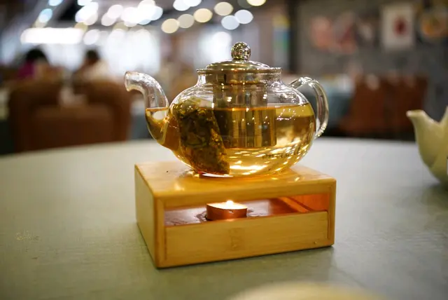 茶錢每位$14加一