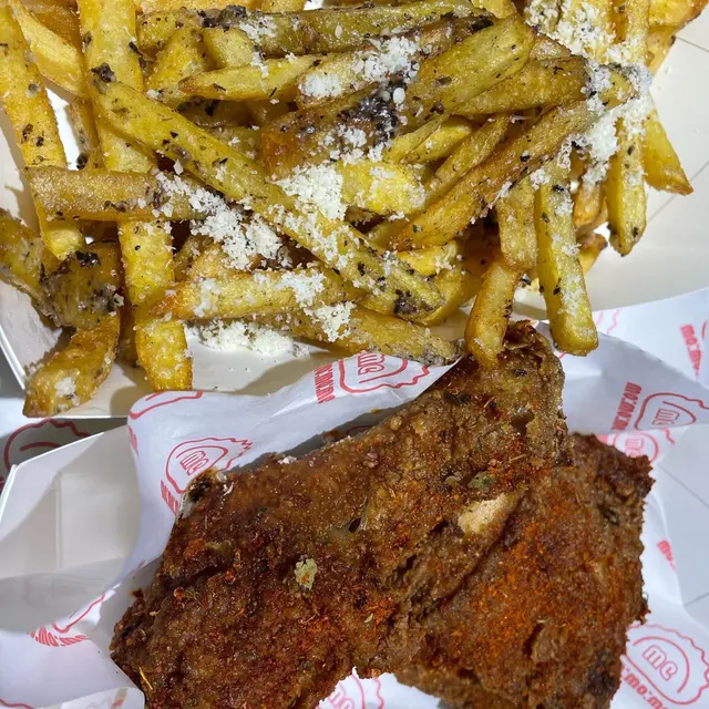 Parmesan Truffle Fries& Spicy chicken duo