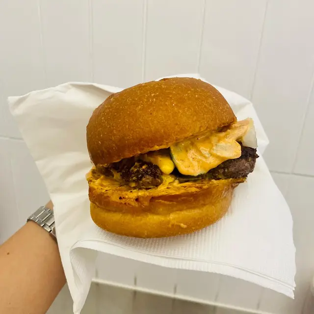 Cheeseburger