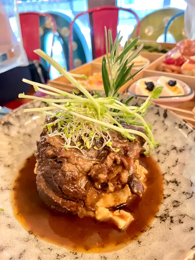 慢煮甜酒薈和牛面頰