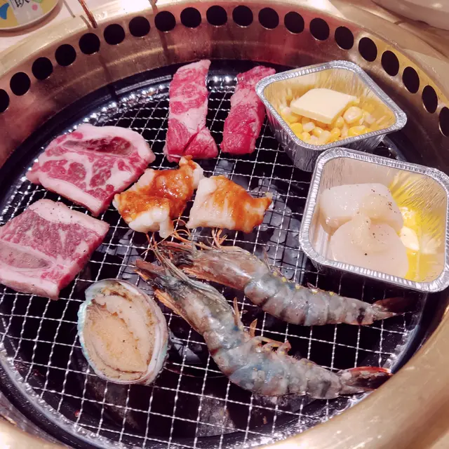 鹽燒大蝦、牛油燒帶子、鹽燒鮑魚