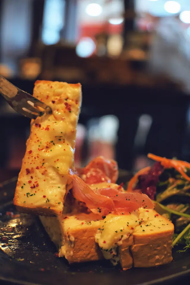 岩燒芝士厚切多士