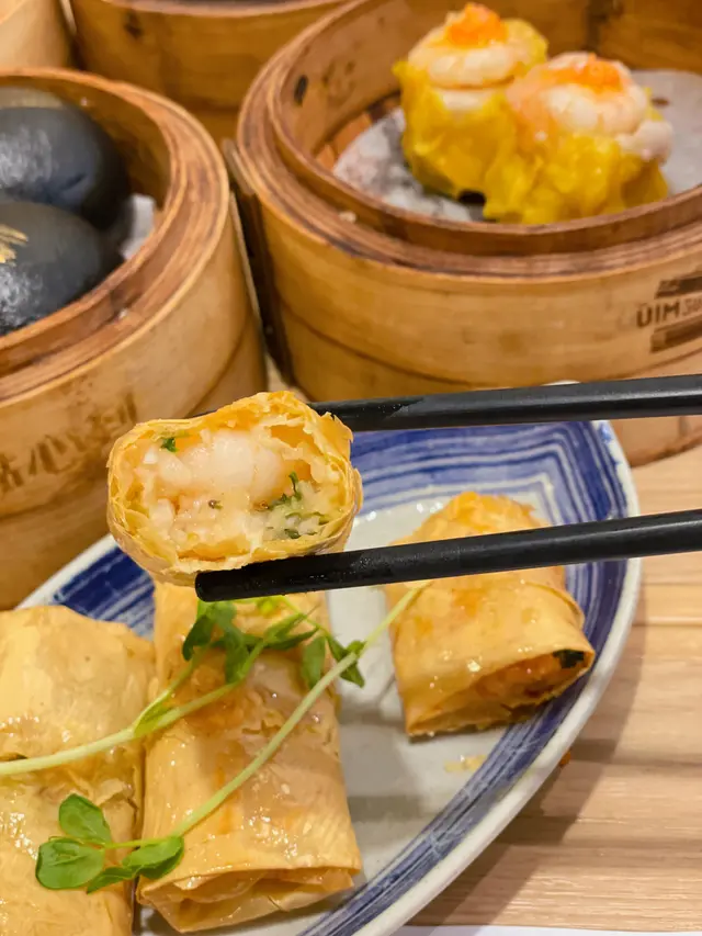 鮮蝦腐皮卷 𝗵𝗸𝗱$𝟮𝟴