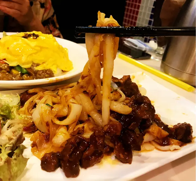 啲牛腩汁比啲河粉吸晒.食落河粉好滑.好味唔會好鹹.👍😋😋