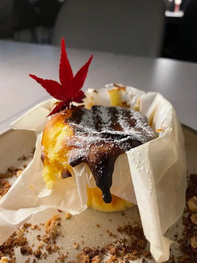 巴斯克焦香芝士蛋糕
