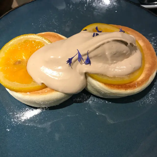 伯爵茶忌廉糖漬橙片梳乎厘班戟