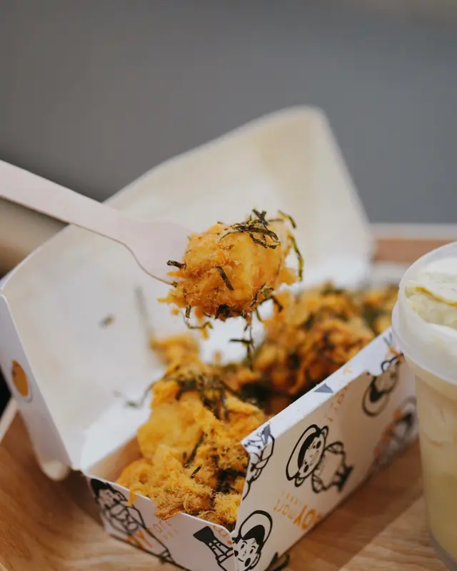 海苔肉鬆脆皮木棉豆腐