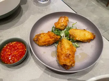 牛油雞翼