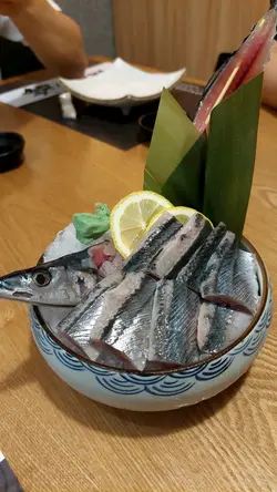 秋刀魚剌身