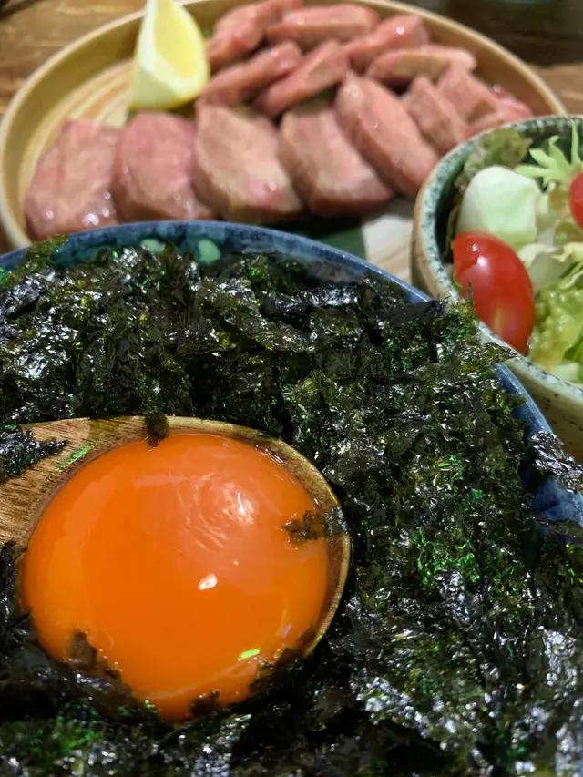 厚切牛脷芯午市定食