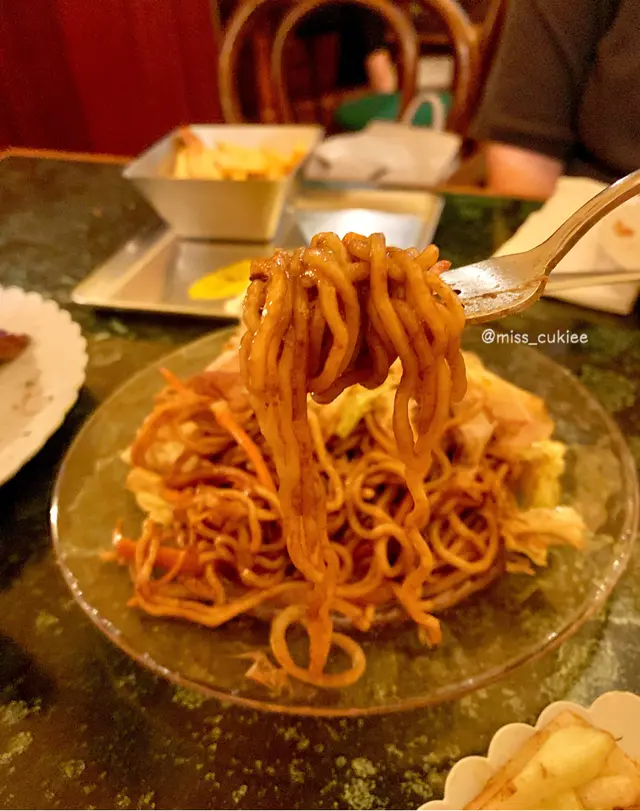 鰻魚玉子燒伴炒麵