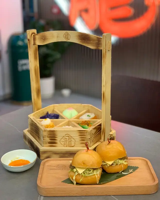 炸饅頭豬柳漢堡