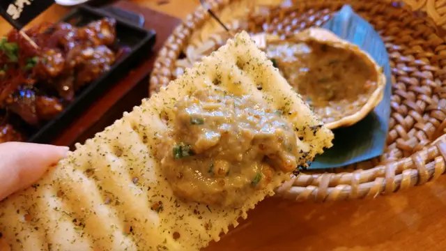 配上餅乾一起食,黏軟香脆