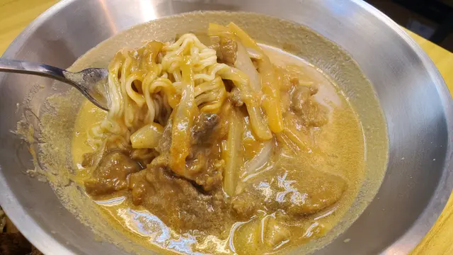 沙嗲牛肉麵